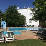 Apartment 14 In Garden