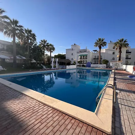 14 In Garden Apartment